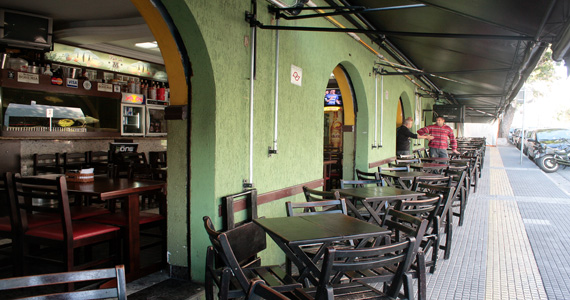 Bar do Plínio oferece Frutos do Mar com cerveja gelada